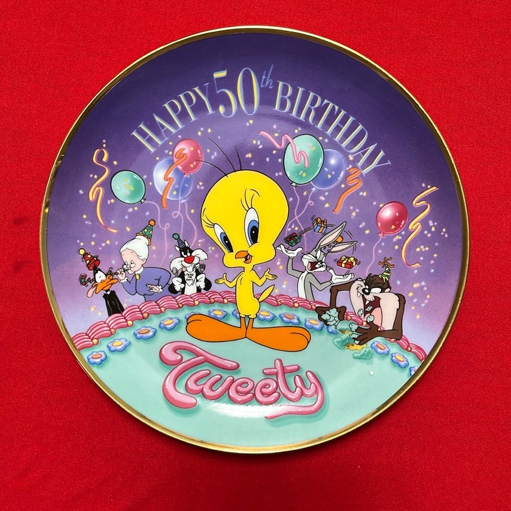 Looney Tunes Tweety Happy 50 Birthday Limited Edition Porcelain Plate